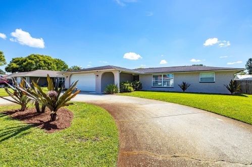 8914 Catalina Dr, Port Richey FL exterior