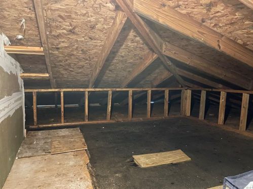 95 Covington Dr, Milford CT 06461-1804 exterior