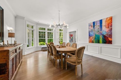 26 Stag Ln, Greenwich CT 06831-3128 exterior