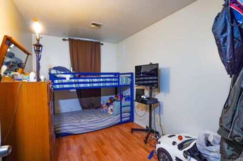 652 Beck St, Bronx NY 10455-1902 exterior