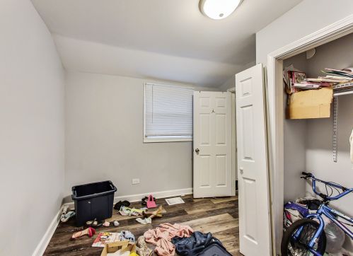 2338 18 Pl, Chicago IL 60608-2560 exterior