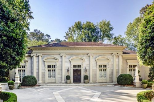 7 Harris Gln, Atlanta, GA 30327-3842