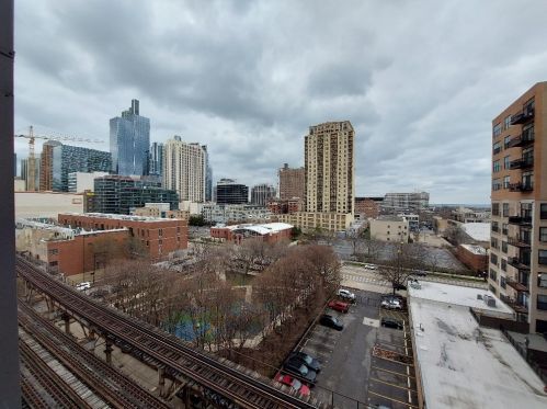 1503 State St, Chicago IL  60605-3606 exterior