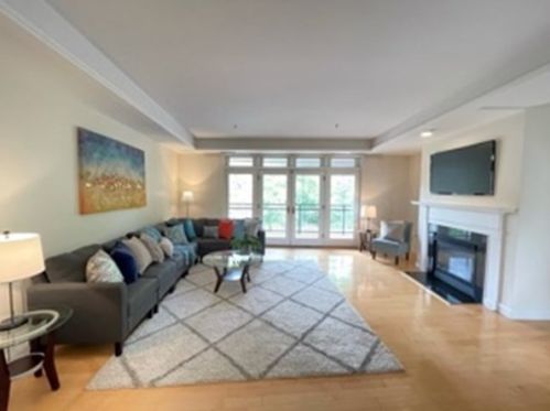 1601 Beacon St, Brookline MA  02446-4654 exterior