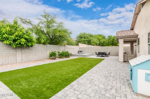 17848 15th St, Phoenix AZ  85022-1296 exterior