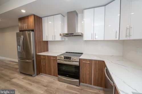 2213 Emerald St, Philadelphia PA 19134-3548 exterior