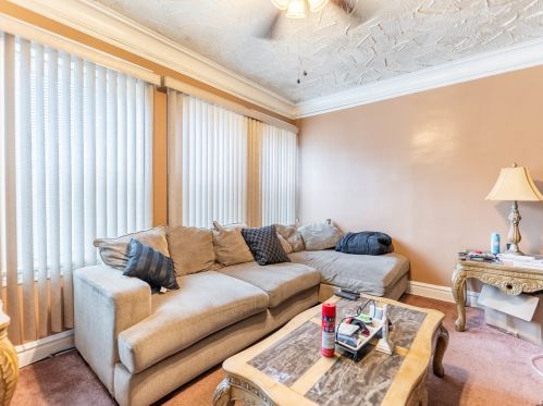 1627 Mcvicker Ave, Chicago IL 60630-1925 exterior