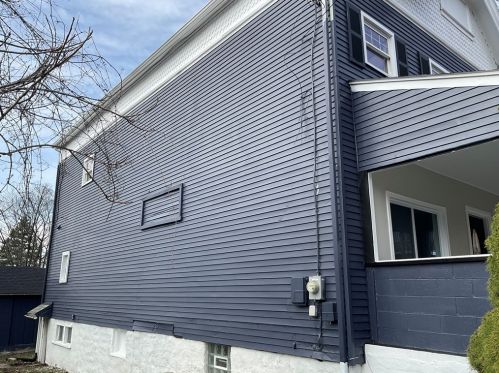 1319 Everett St, Pittsburgh PA  15221-1860 exterior