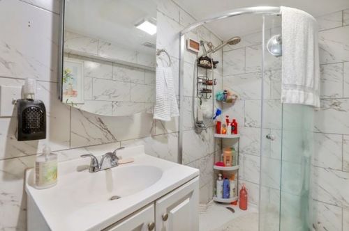 4931 Wolcott Ave, Chicago IL  60609-4850 exterior