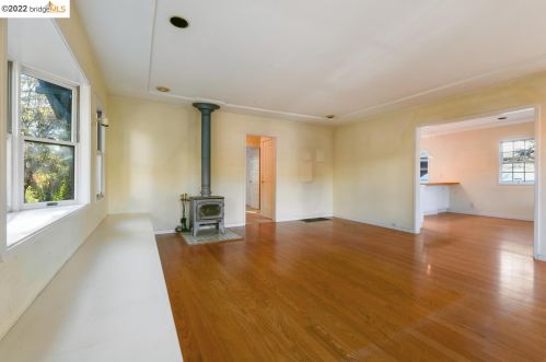 422 Colusa Ave, Berkeley CA 94707-1545 exterior