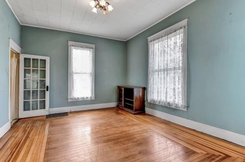 1230 Gandy St, Denison TX 75020-3409 exterior