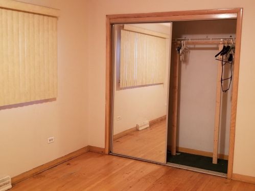 200 87th St, Chicago IL  60620-1305 exterior