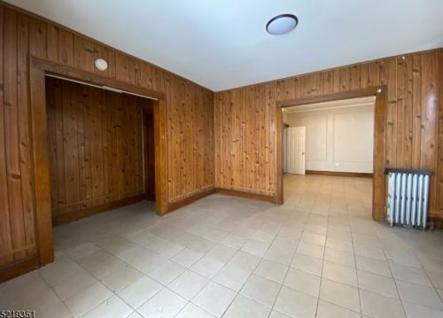 159 Carolina Ave, Irvington NJ  07111-2636 exterior