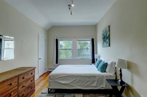 15 Armington Ave, Providence RI 02908-5202 exterior