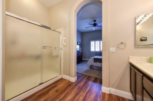 700 Diamond Glen Cir, Folsom CA 95630-3157 exterior