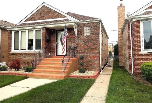 5539 Newcastle Ave, Chicago, IL 60638-2313