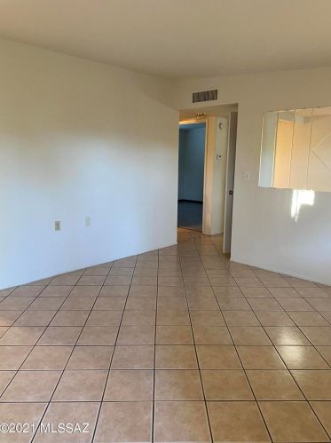 1303 Nevada Dr, Tucson, AZ 85706-1426