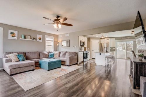 2953 95th St, Milwaukee WI  53227-3613 exterior