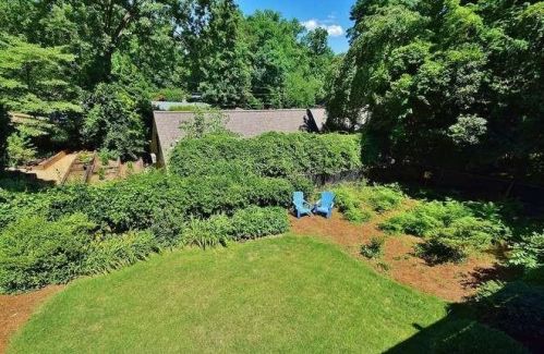 864 Chattahoochee Dr, Gainesville GA 30501-2303 exterior