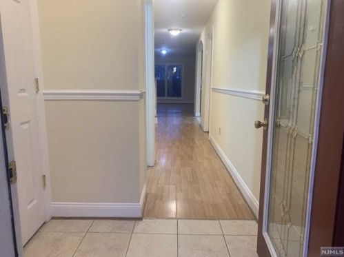 486 Taylor Ave, South Hackensack NJ  07606-1522 exterior