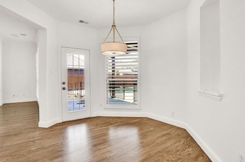 1751 Sagebrush Dr, Frisco TX 75033-7648 exterior