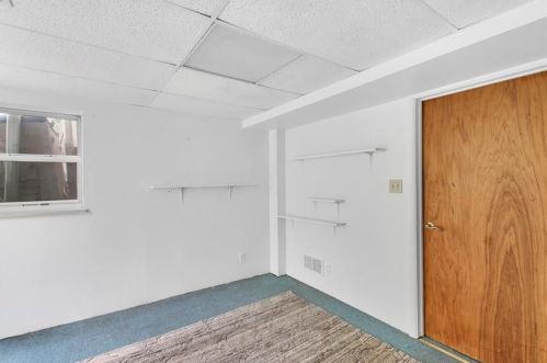 1020 Universal Rd, Pittsburgh PA 15235-3859 exterior