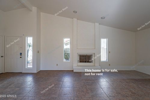 1393 Tamarisk Dr, Chandler AZ  85224-8502 exterior