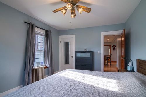 45 Grover St, Providence RI 02909-5209 exterior