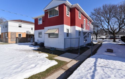 5416 Midland Dr, Milwaukee WI 53220-1420 exterior