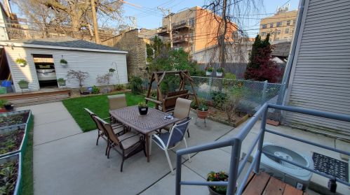 2817 Racine Ave, Chicago IL  60657-4203 exterior