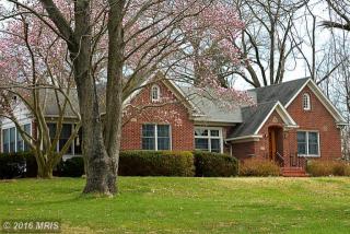 1611 Rolling Rd, Baltimore MD  21227-4233 exterior