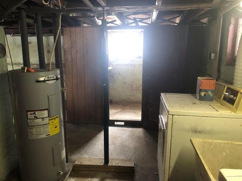 52 Newton St, Portland ME 04103-1525 exterior