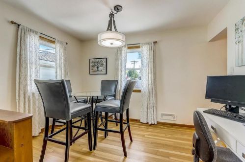 5323 Ohio Ave, Milwaukee WI  53219-4429 exterior