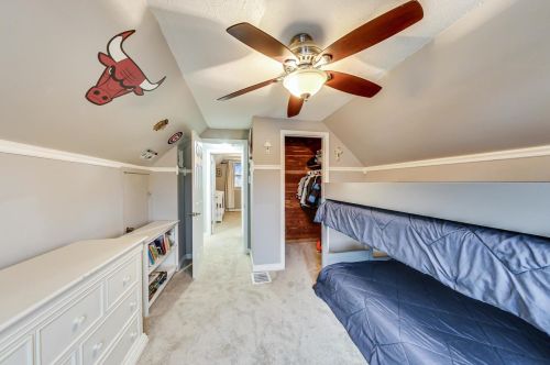 5337 Nashville Ave, Chicago IL 60638-1217 exterior