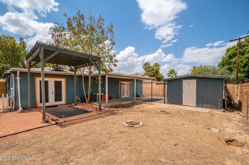 8109 28 Ave, Phoenix AZ 85009-5042 exterior