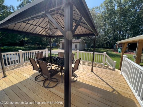 24 Anita Dr, Jackson Twp NJ 08527-4901 exterior