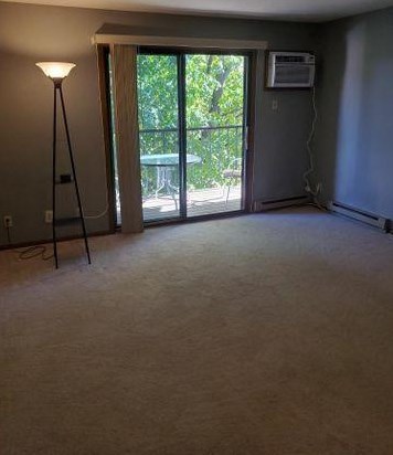 4419 Greenridge Cir, Milwaukee, WI 53220-3369