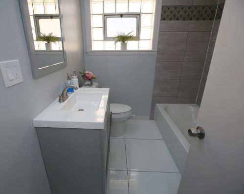 6144 Gunnison St, Chicago IL  60630-2949 exterior