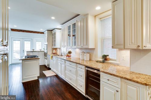 234 14th St, Washington DC  20003-2367 exterior