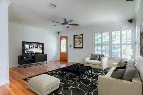 1805 Forest Trl, Austin TX  78703-2925 exterior