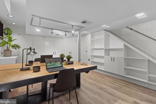 5171 Macarthur Blvd, Washington DC 20016-3315 exterior