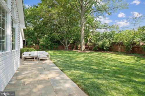 6543 Chesterfield Ave, Mc Lean VA  22101-5231 exterior