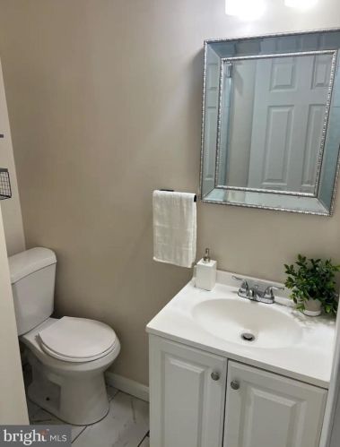 585 University Blvd, Silver Spring MD  20901-3780 exterior