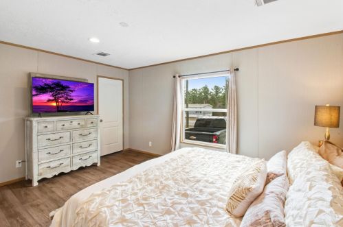 190 Woodlands Blvd, Defuniak Springs FL  32433-7278 exterior