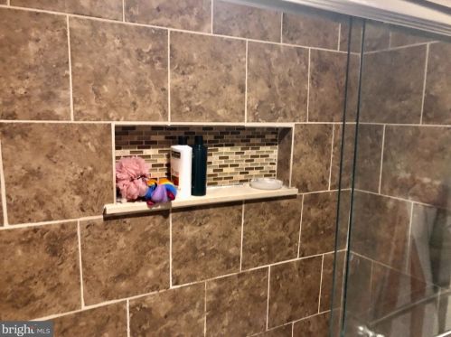 5817 Ditman St, Philadelphia PA 19135-2221 exterior