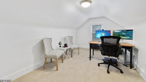 54 Kendal Ave, Maplewood NJ  07040-1143 exterior