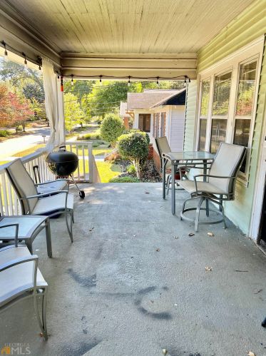 1533 Melrose Dr, Atlanta GA 30310-4534 exterior