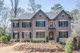 1705 Logans Knl, Atlanta, GA 30329-4139