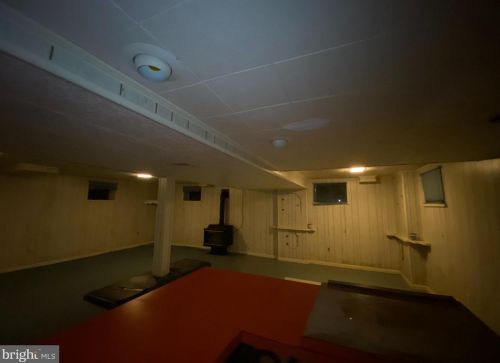 802 Hayward Ave, Silver Spring MD 20912-5808 exterior