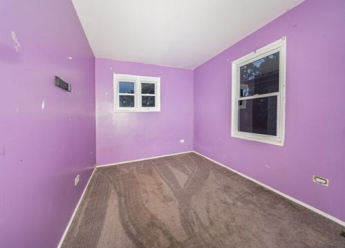 1320 Lorraine Pl, Waukegan IL exterior